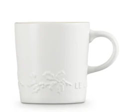 Le Creuset Holly Collectie Mok 200 Ml Aardewerk Katoenwit -Serviesgoedwinkel Voor Thuis lc 20200529 zs ps fs 60303204311511 005